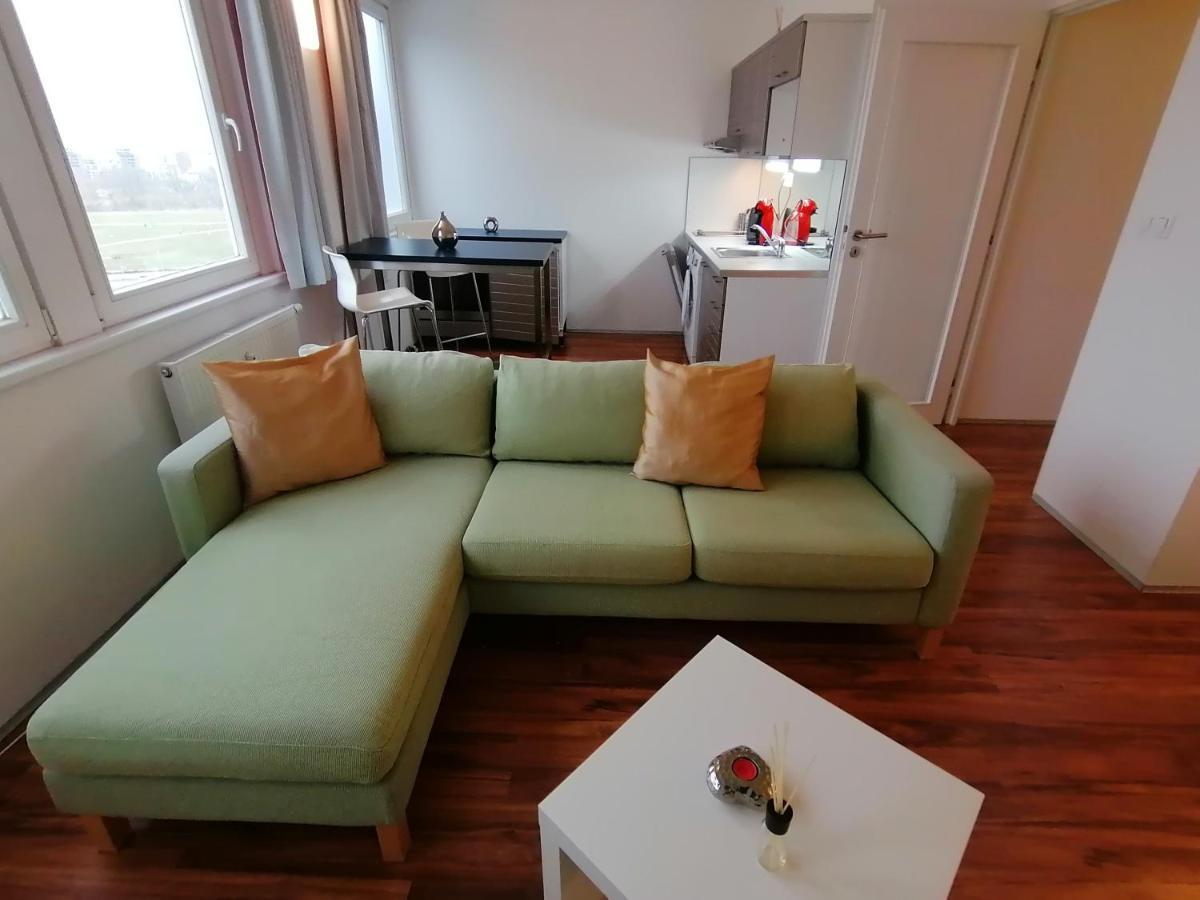 Golden Family Apartments Prague Extérieur photo