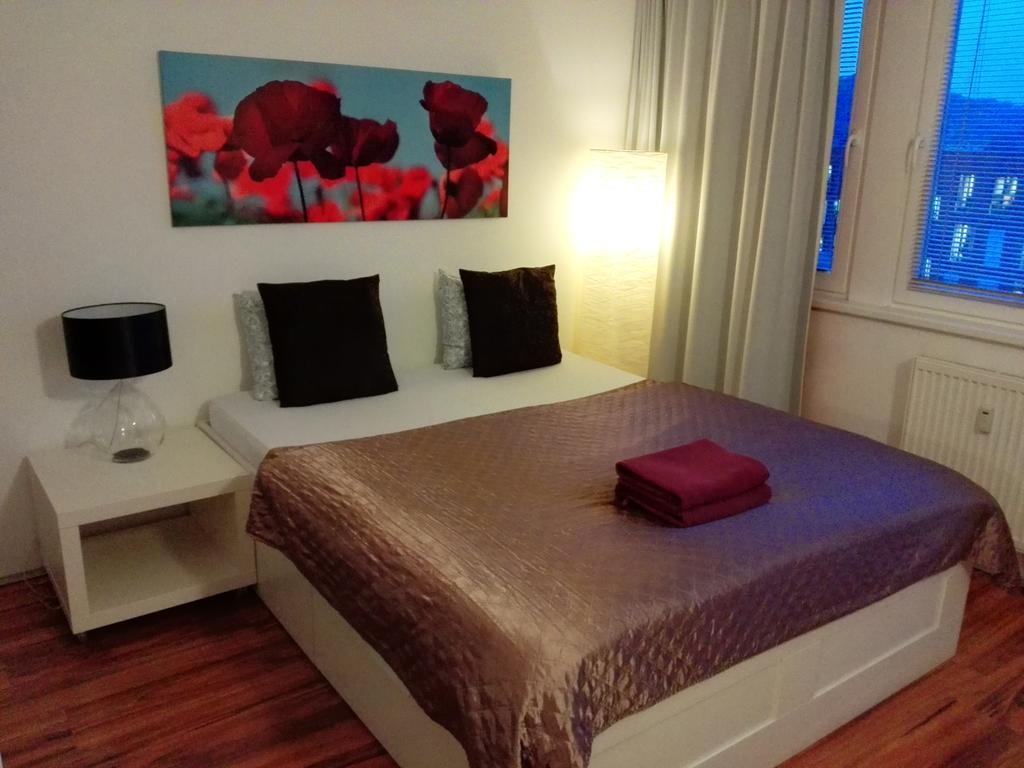 Golden Family Apartments Prague Chambre photo