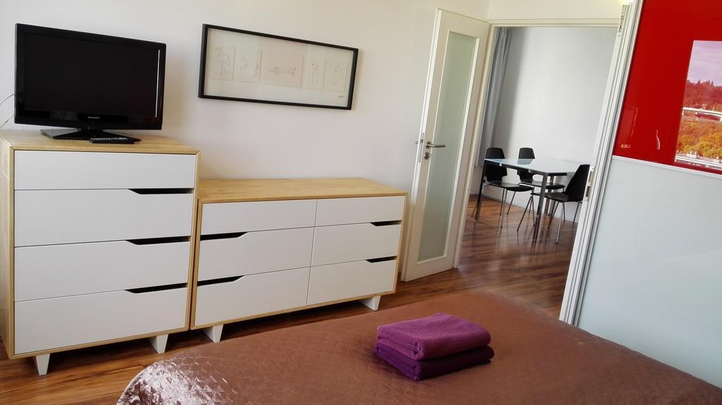 Golden Family Apartments Prague Chambre photo