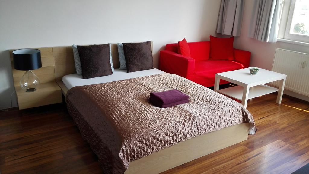 Golden Family Apartments Prague Chambre photo