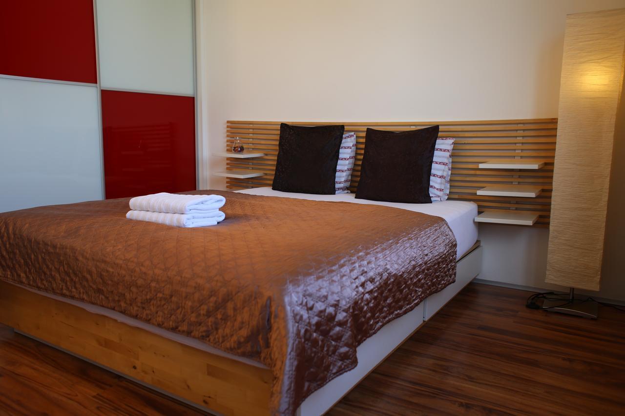Golden Family Apartments Prague Extérieur photo